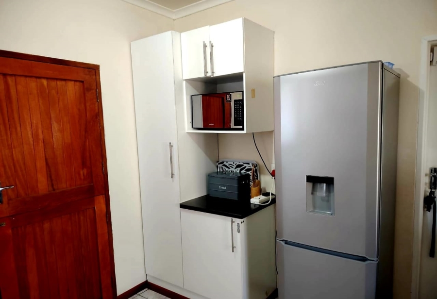 2 Bedroom Property for Sale in Graceland Eastern Cape